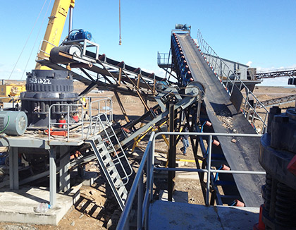 山東威?；◢弾r破碎生產(chǎn)線