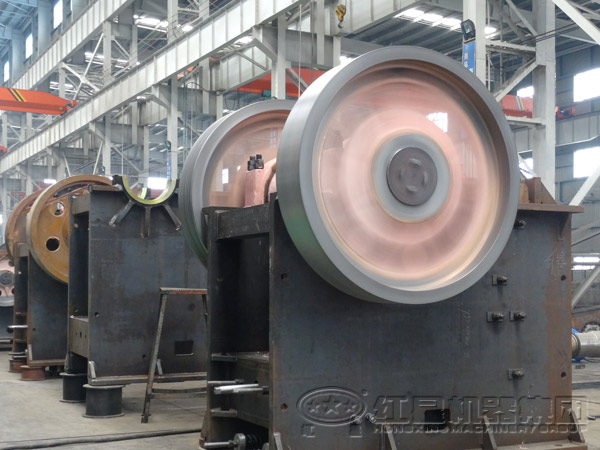 鄂式破碎機(jī)鄂體