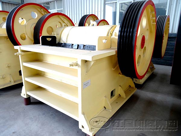 鄂式破碎機(jī),鄂破