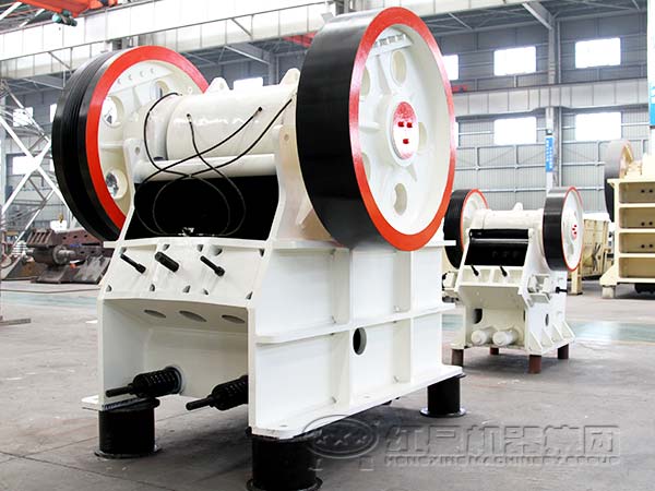 顎式破碎機(jī)調(diào)整裝置