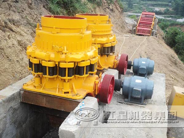 圓錐破碎機客戶現(xiàn)場