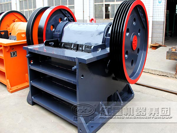 一級破碎（顎式破碎機(jī)）