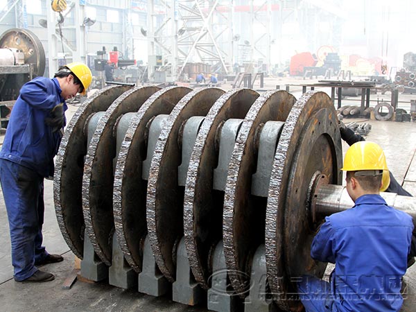 環(huán)錘式破碎機(jī)轉(zhuǎn)子