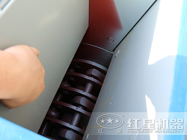 錘式破碎機進料口