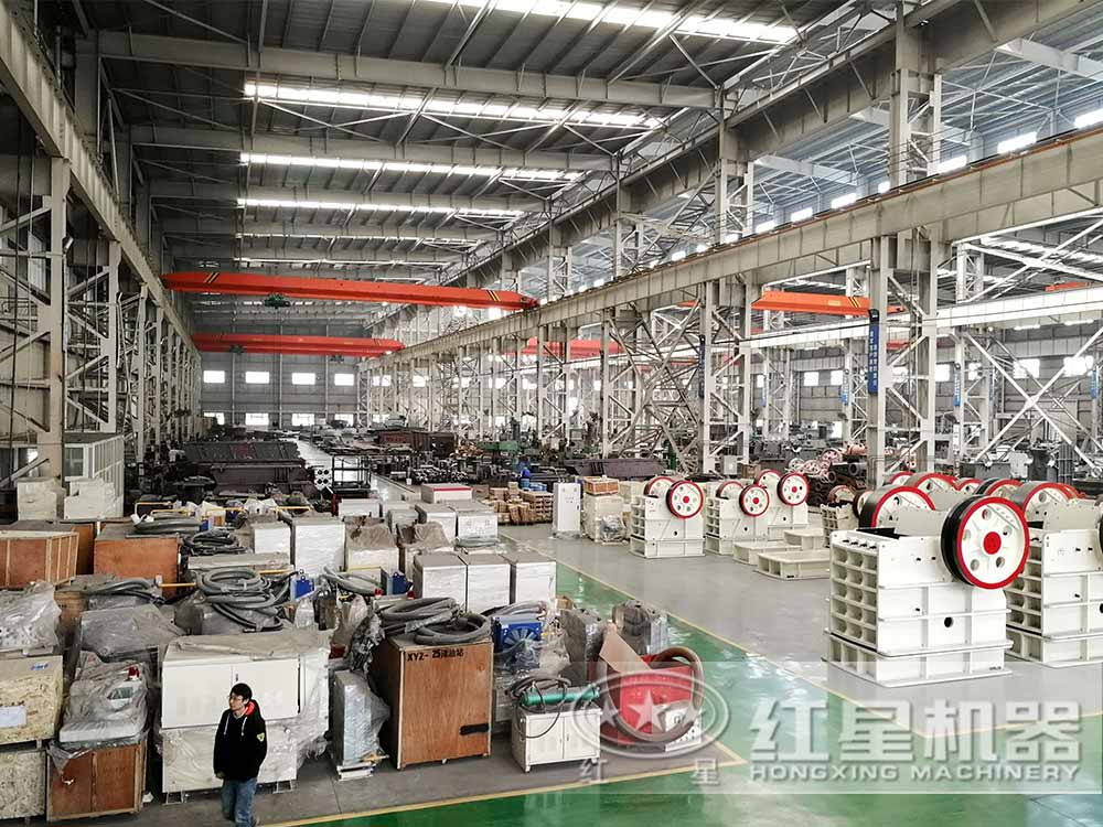 鄭州紅星建筑石料破碎機(jī)，制砂機(jī)廠家