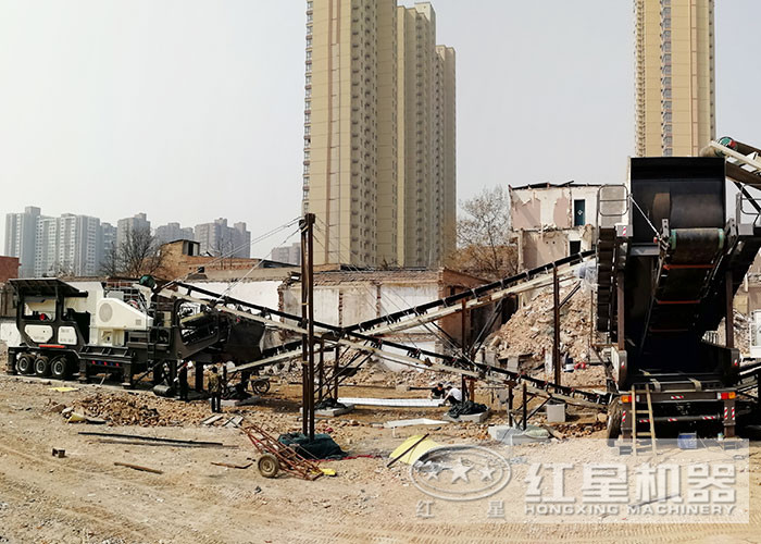 山東濟(jì)寧建筑垃圾破碎現(xiàn)場