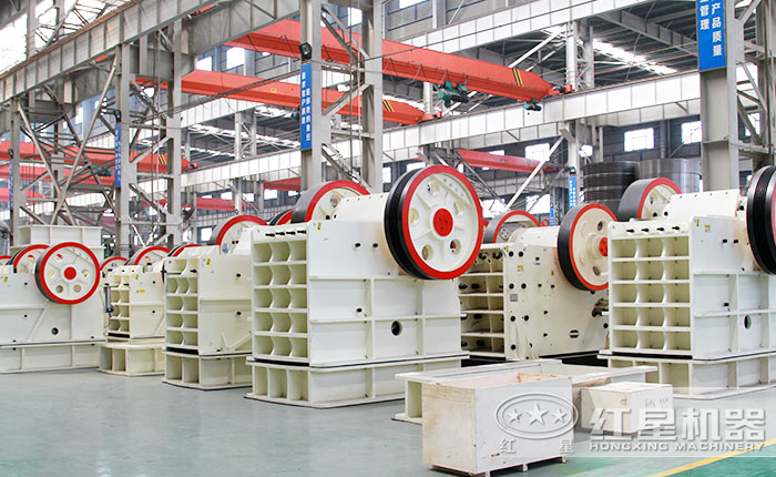 鄂式破碎機制造車間