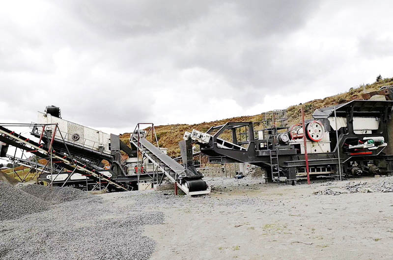 紅星移動(dòng)碎石生產(chǎn)線現(xiàn)場(chǎng)