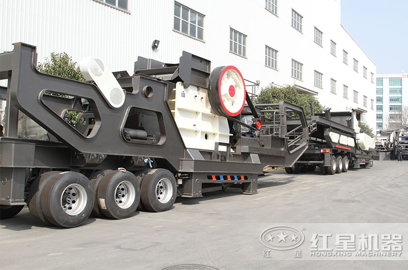 紅星移動(dòng)式砂石破碎機(jī)質(zhì)量可靠、環(huán)保性能強(qiáng)