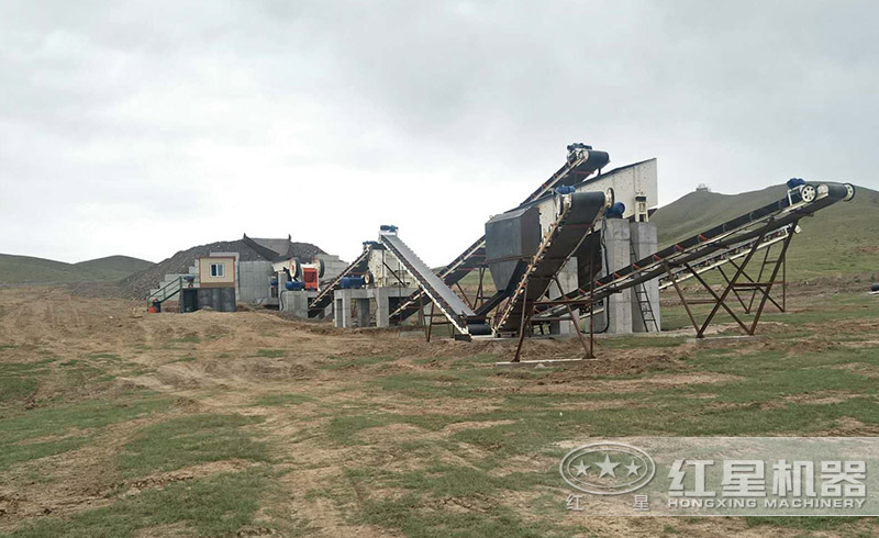 紅星石子生產(chǎn)線現(xiàn)場(chǎng)配置合理、高產(chǎn)運(yùn)行