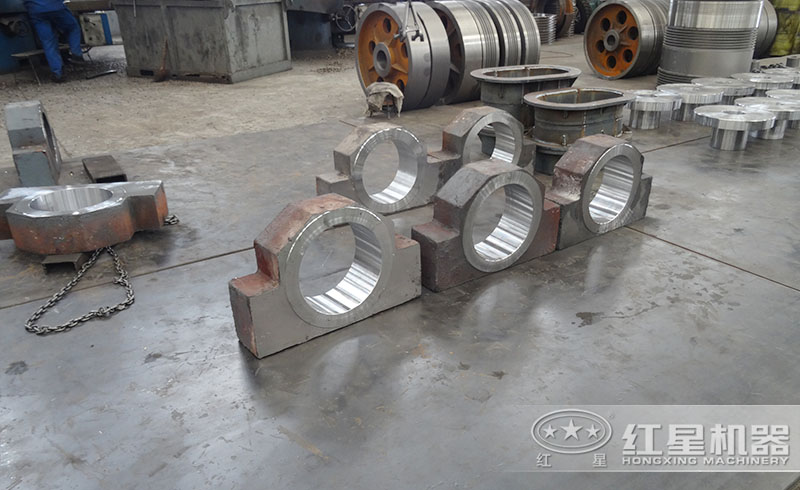 破碎機的軸承座