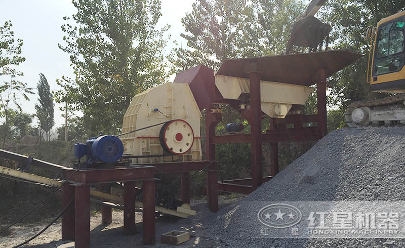 紅星錘式破碎機(jī)生產(chǎn)線現(xiàn)場