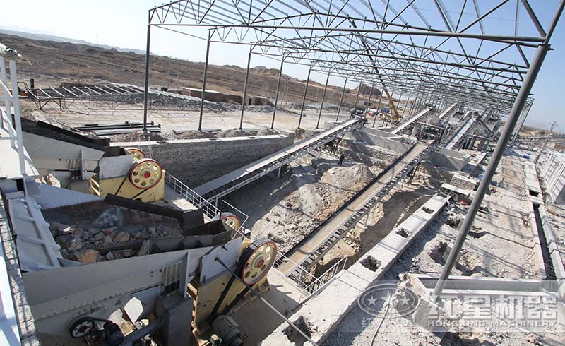 紅星顎式破碎機(jī)生產(chǎn)線現(xiàn)場(chǎng)