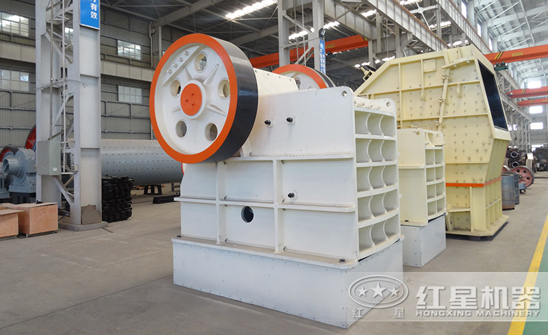 紅星鄂式破碎機(jī)廠家直銷、價(jià)格實(shí)惠