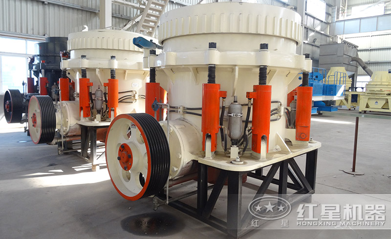 紅星全液壓圓錐式破碎機車間圖