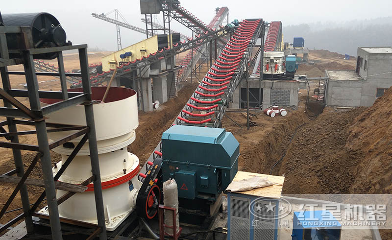 紅星大型圓錐式破碎機生產(chǎn)線現(xiàn)場