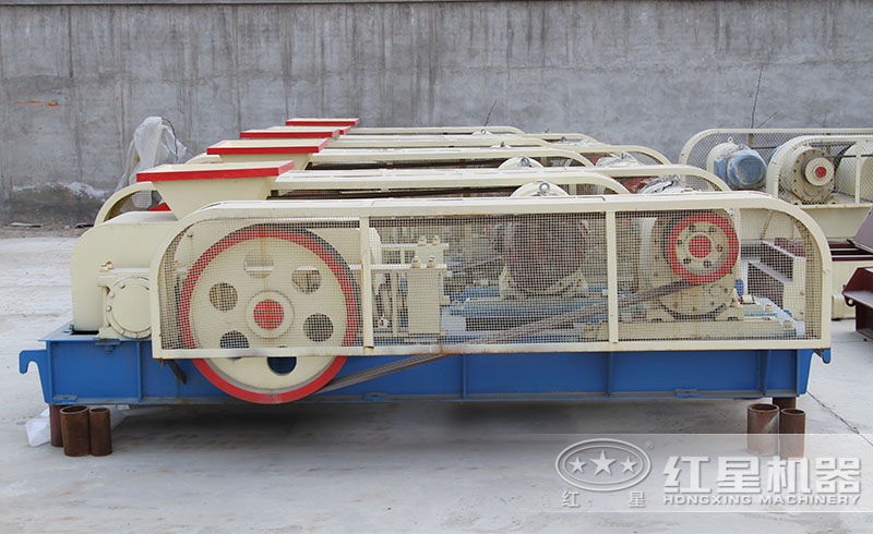 紅星對(duì)輥煤炭破碎機(jī)種類齊全、現(xiàn)貨供應(yīng)