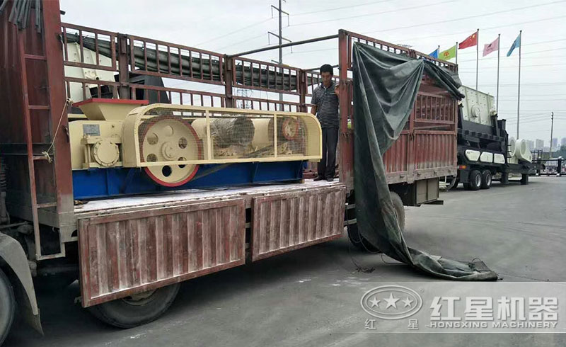 制造沙子機器——對輥式破碎機