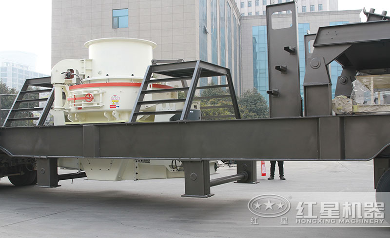 紅星移動式制砂機行走自如，流動式打沙更便捷