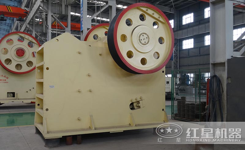 紅星顎式破碎機(jī)多款機(jī)型、現(xiàn)貨供應(yīng)