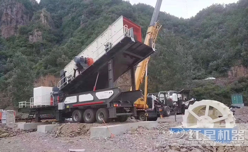 移動式混凝土碎石生產(chǎn)線現(xiàn)場