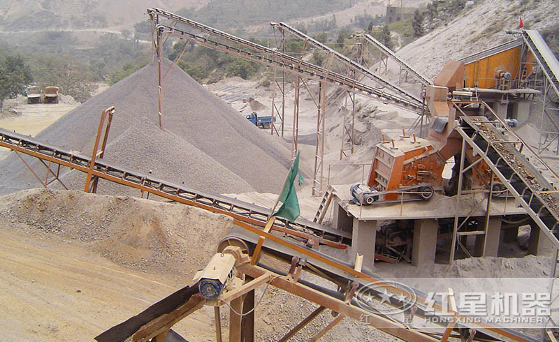 紅星用戶機(jī)制砂石破碎現(xiàn)場