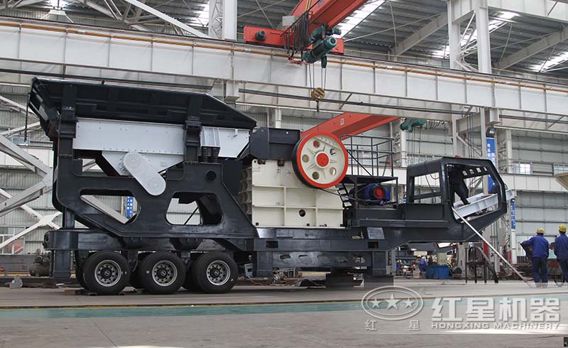 紅星移動(dòng)式巖石破碎機(jī)