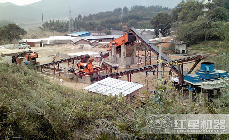 紅星用戶的機制砂制砂生產(chǎn)線現(xiàn)場