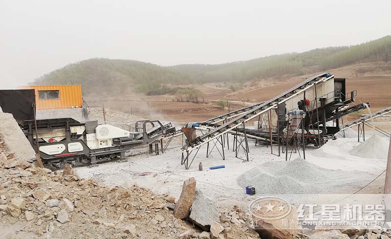 吉林用戶移動(dòng)式青石破碎現(xiàn)場(chǎng)