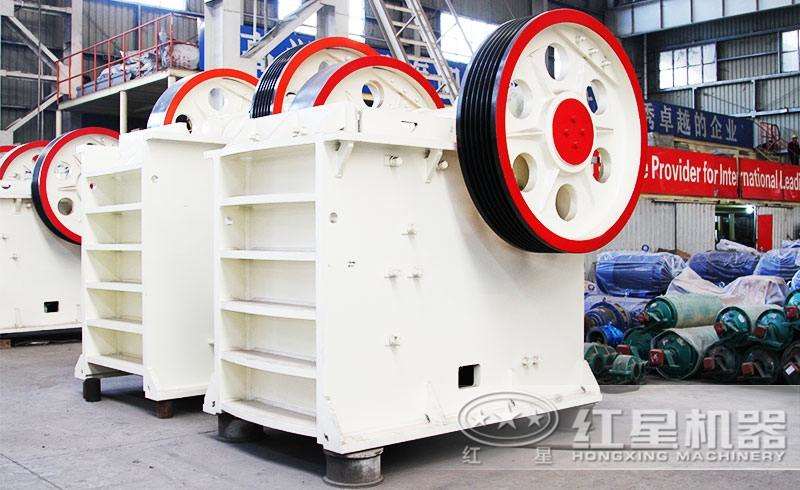 普通鄂式破碎機