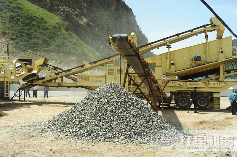 移動式混凝土生產(chǎn)現(xiàn)場