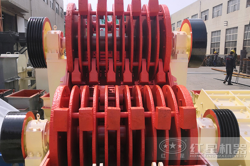 雙級粉碎機擁有兩套轉(zhuǎn)子