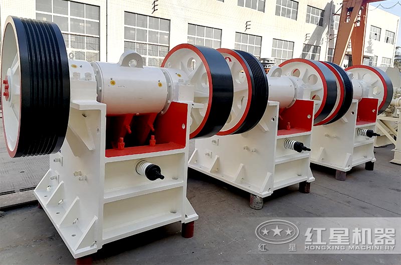 顎式破碎機設(shè)備