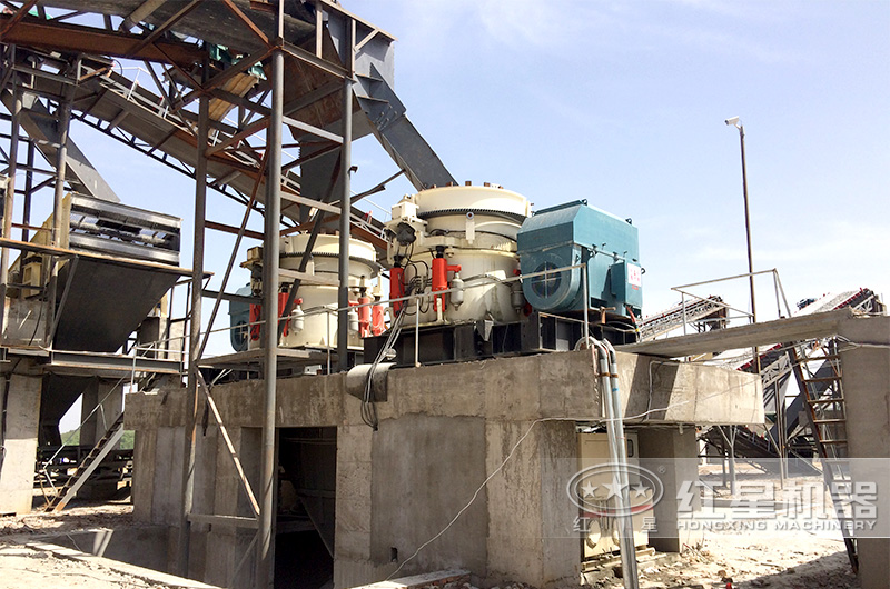 圓錐破碎機(jī)現(xiàn)場