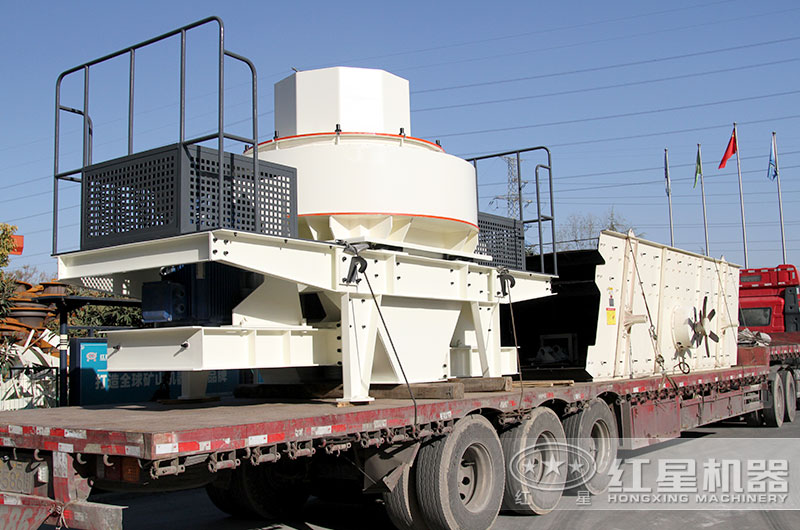 沖擊式破碎機(jī)發(fā)貨現(xiàn)場