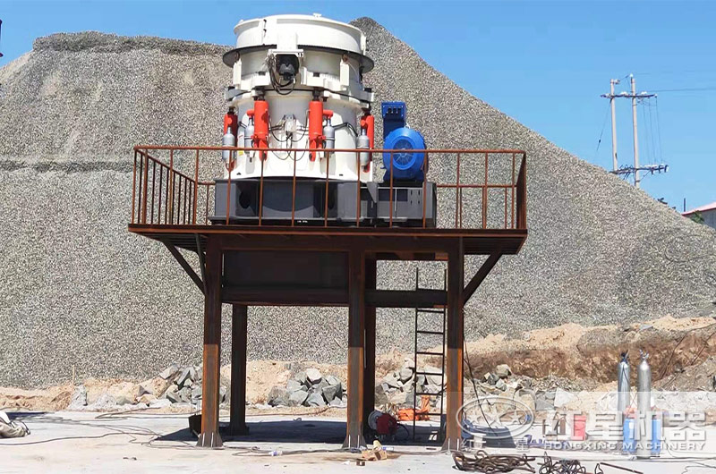 石英石圓錐式破碎設(shè)備生產(chǎn)線現(xiàn)場
