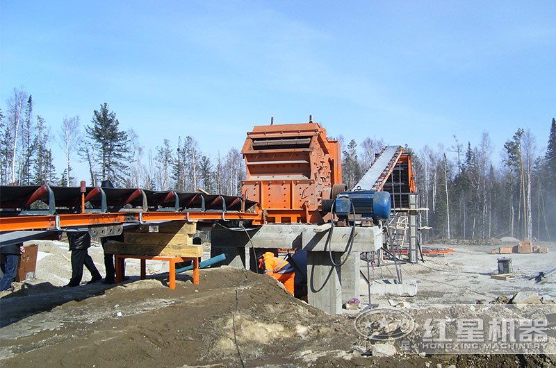 選擇大型反擊式碎石機(jī)，要關(guān)注各項(xiàng)參數(shù)