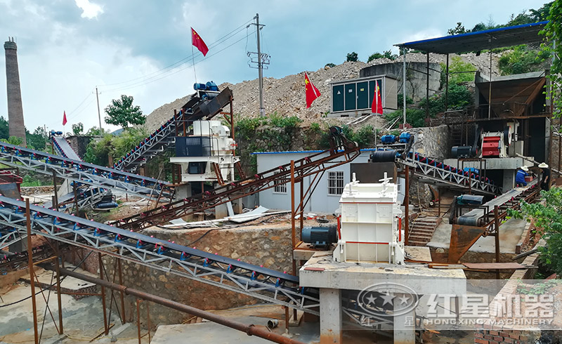 反擊錘式破碎機應(yīng)用現(xiàn)場